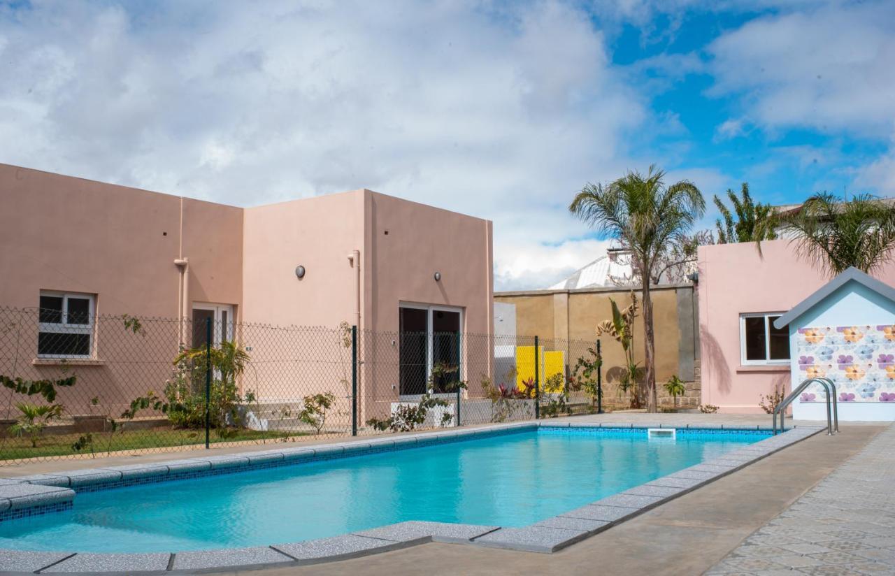 Somptua Garden Apartment Ivato  Exterior photo
